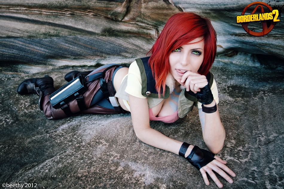 Lilith the sexy Siren from Borderlands 2 Cosplay by_beethy
