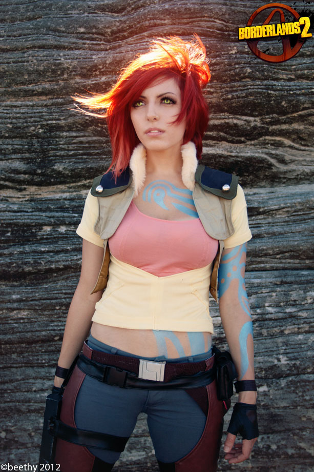 Lilith Borderlands Official Cosplayer 