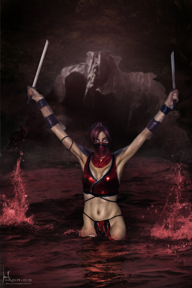 Skarlet MK9  Cosplay  Born in Blood by_hidrico and nebulaluben